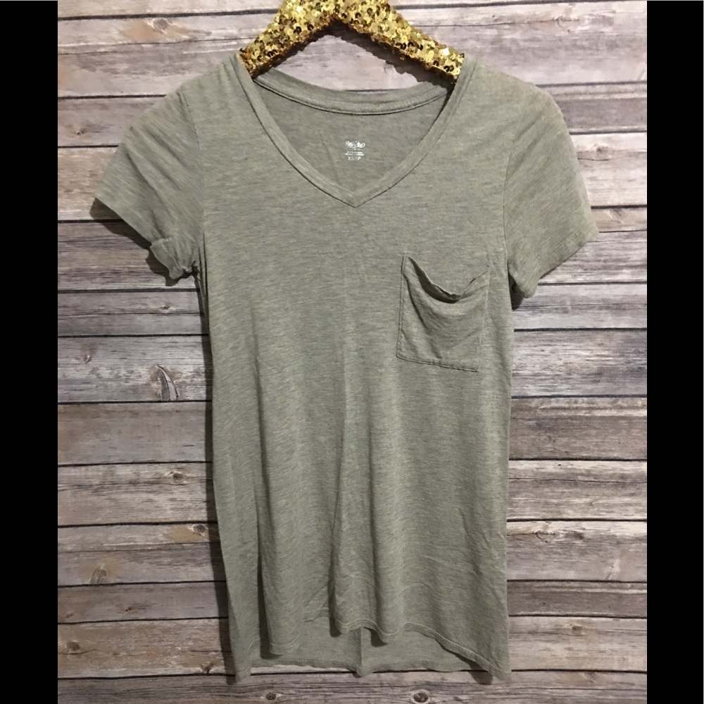 Mossimo tee T-shirt with pocket